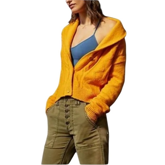 PILCRO x ANTHROPOLOGIE Cable Knit Cardigan Sweater - Picture 2 of 12